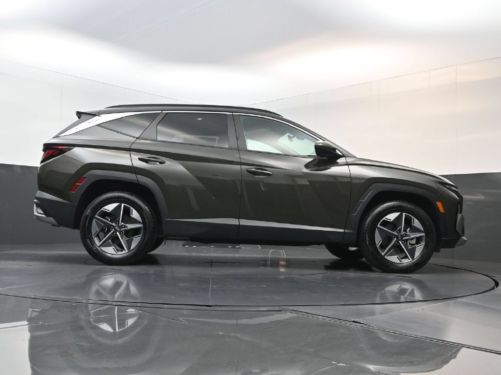 Used 2025 Hyundai Tucson SEL AWD/4WD image 23