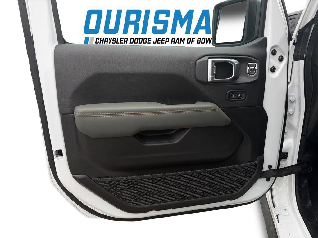 New 2026 Jeep Gladiator Mojave AWD/4WD image 17