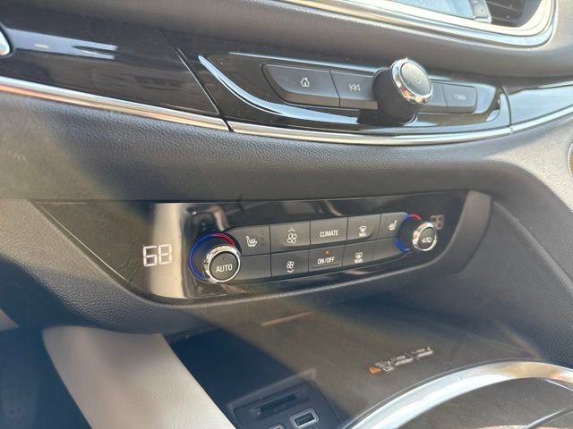 Used 2023 Buick Enclave Essence w/ Experience Buick Package FWD image 18