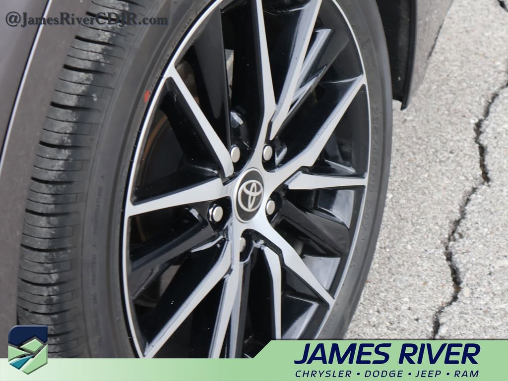 Used 2022 Toyota Camry SE image 36