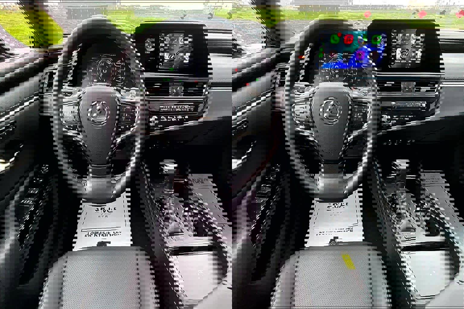 Used 2024 Lexus ES 300h w/ Premium Package image 5