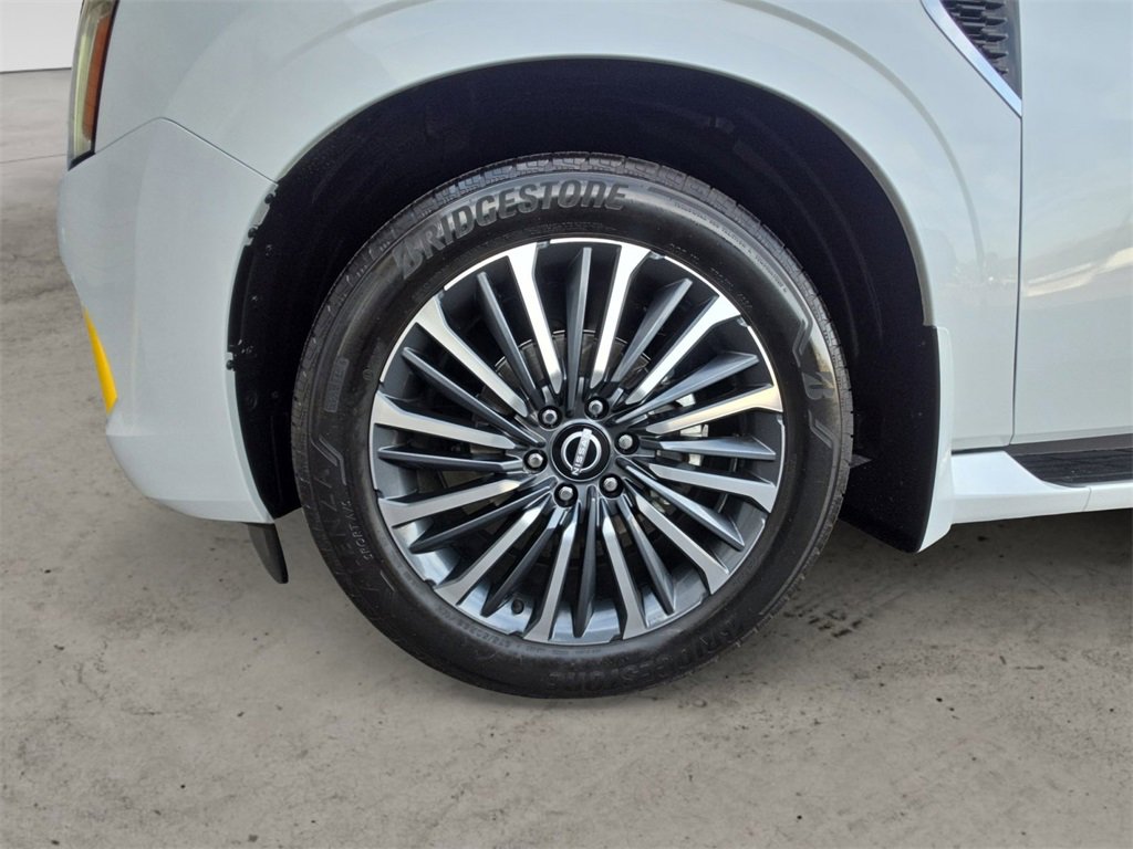 Used 2025 Nissan Armada Platinum Reserve image 14