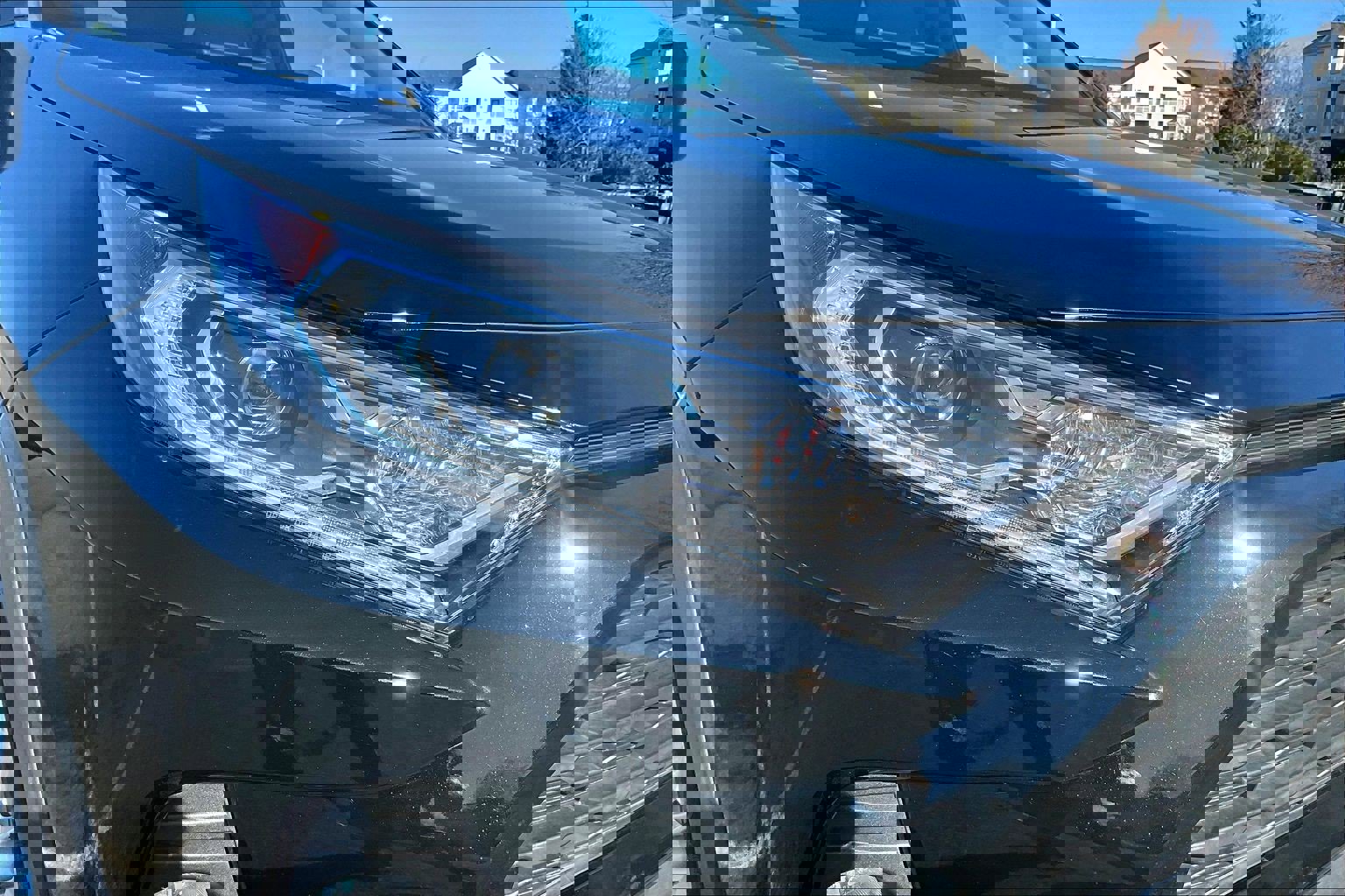 Used 2021 Toyota RAV4 XLE w/ Convenience Package image 27