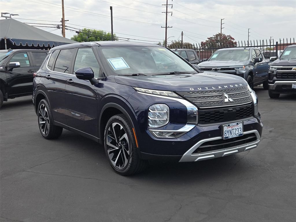 Used 2022 Mitsubishi Outlander SE FWD image 27