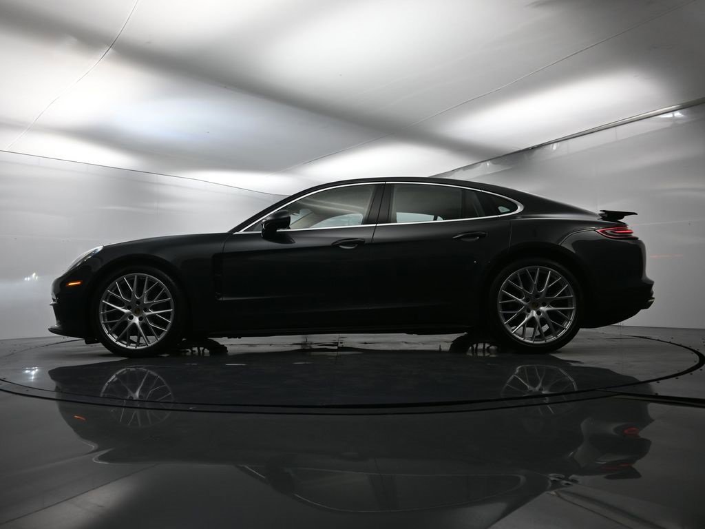 Used 2018 Porsche Panamera 4S image 45