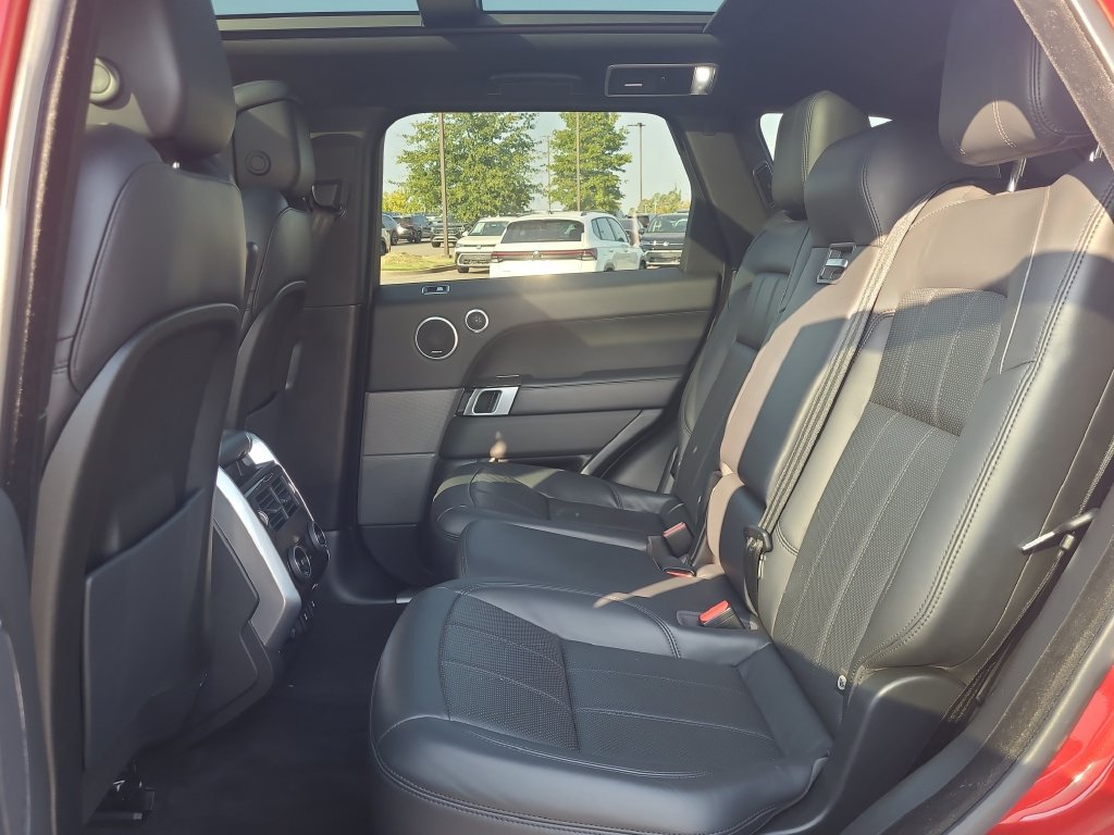 Used 2020 Land Rover Range Rover Sport HSE AWD/4WD image 5