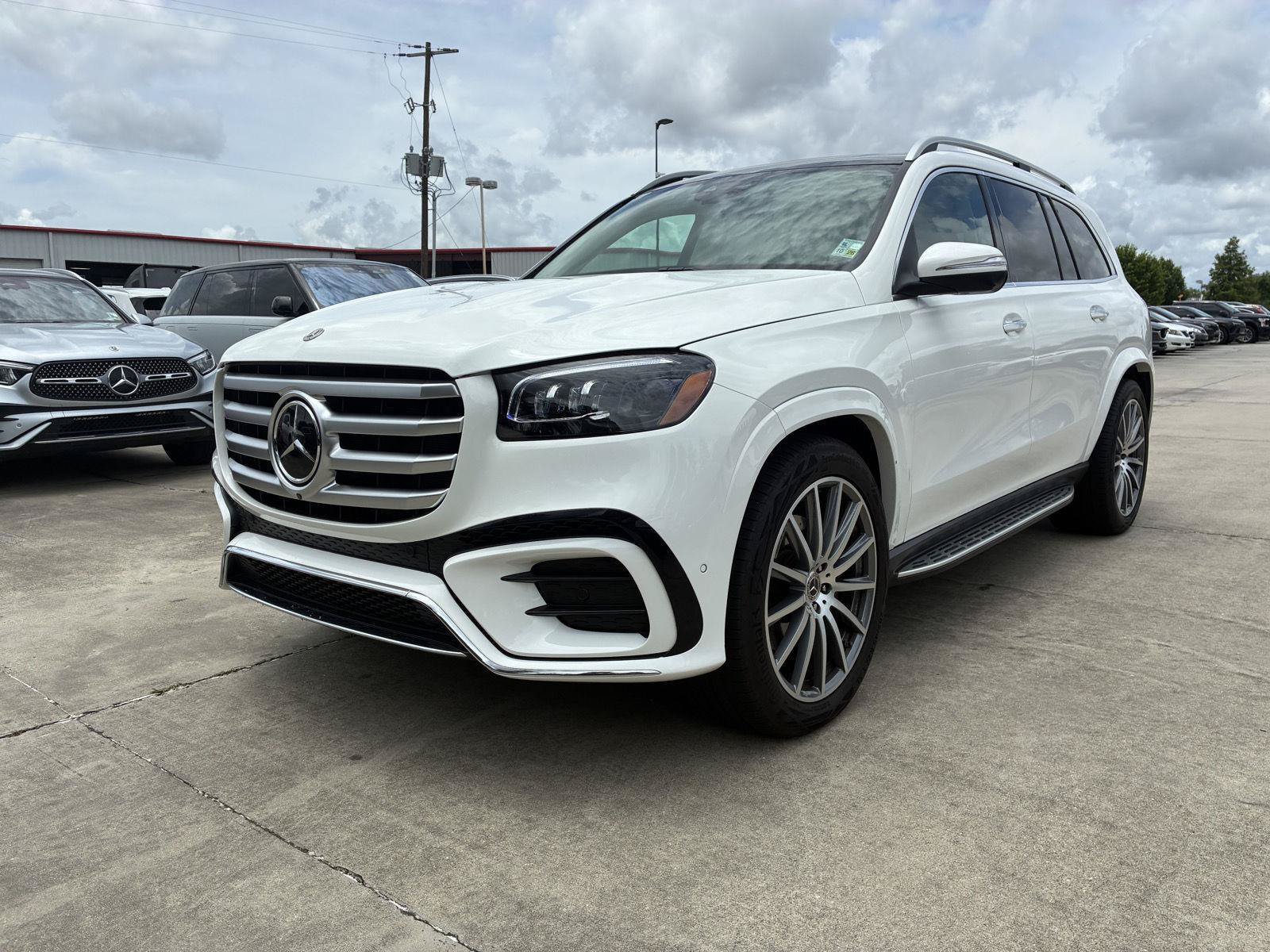 Certified 2026 Mercedes-Benz GLS 450 4MATIC image 3