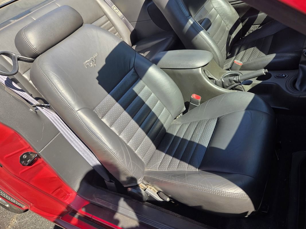 Used 2001 Ford Mustang GT image 29