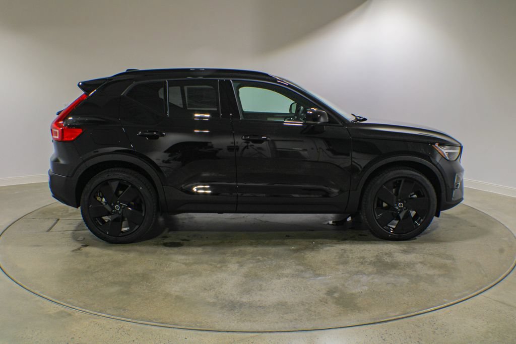 New 2026 Volvo XC40 B5 Ultra w/ Climate Package AWD/4WD image 6