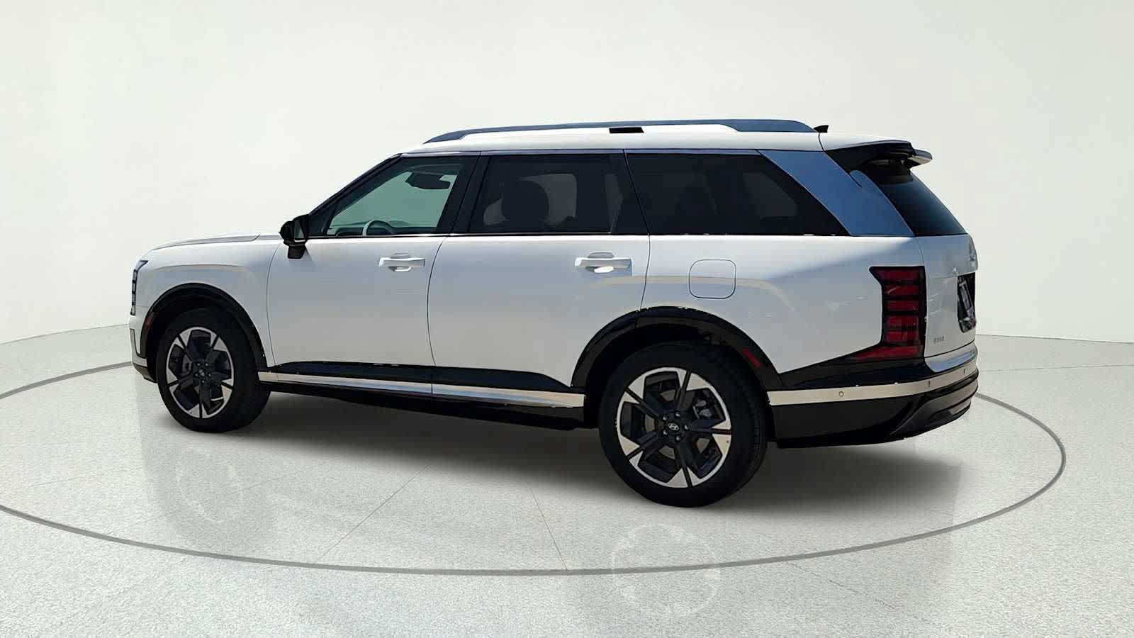 New 2026 Hyundai Palisade Limited FWD image 5