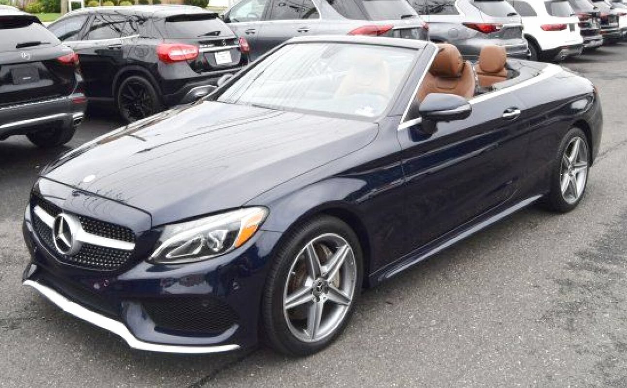 Used 2017 Mercedes-Benz C 300 4MATIC Cabriolet image 4