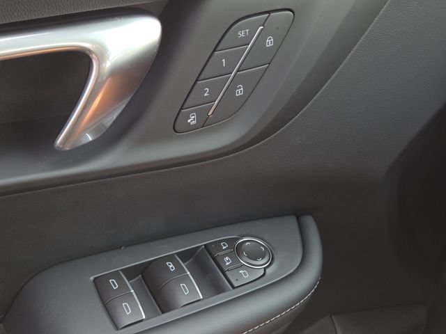 New 2026 Buick Enclave Sport Touring w/ Power Package FWD image 29