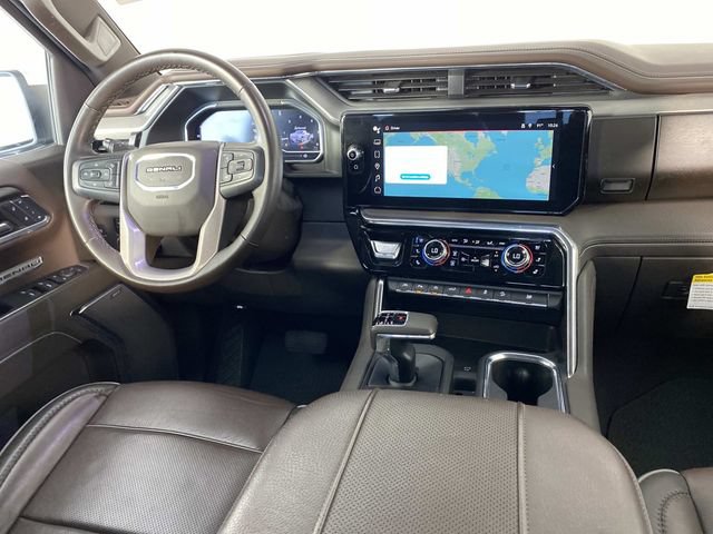Used 2024 GMC Sierra 1500 Denali w/ Denali Reserve Package AWD/4WD image 14