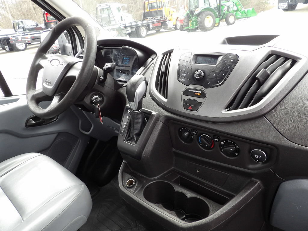 Used 2017 Ford Transit 250 138 RWD image 22