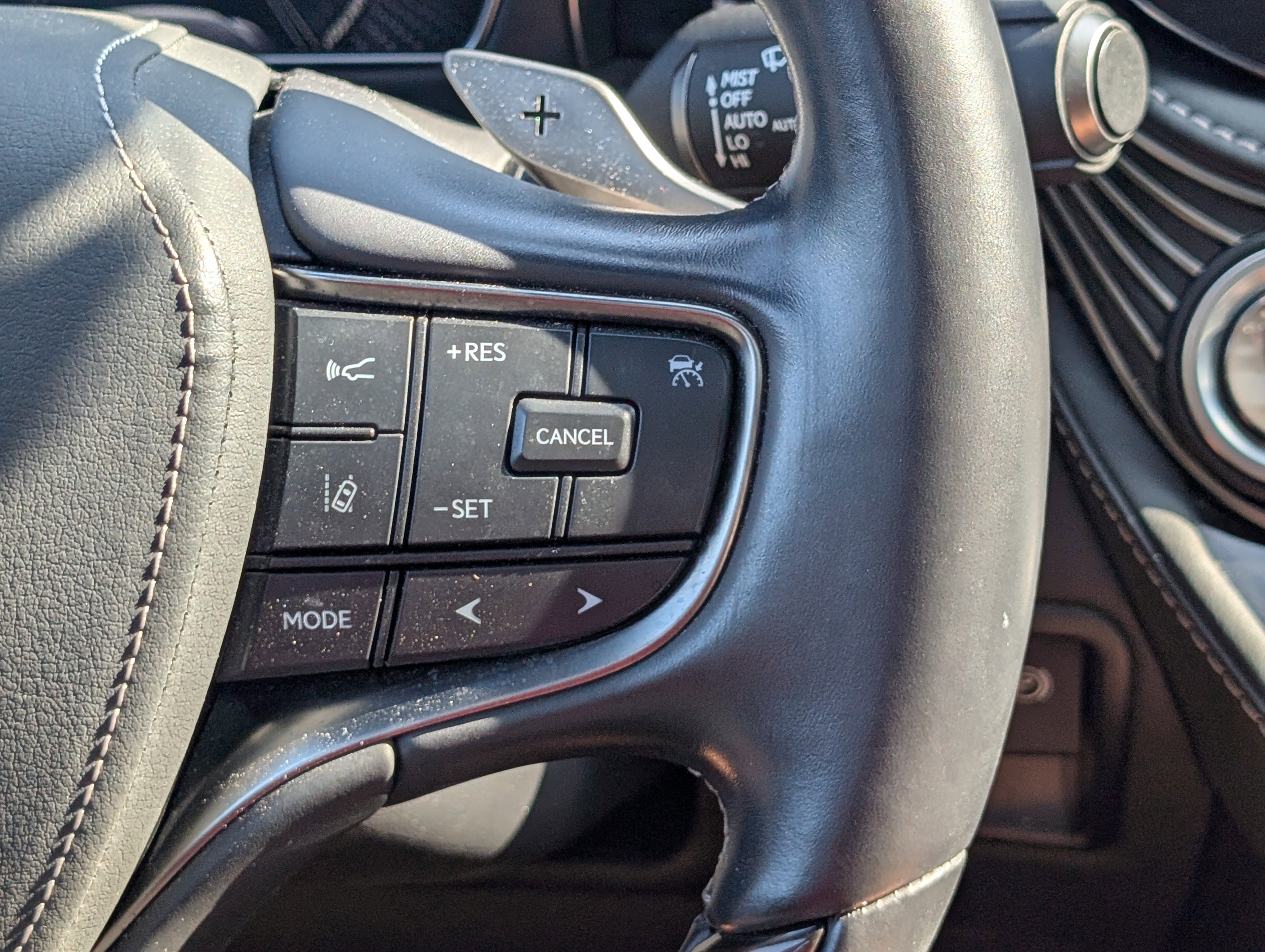 Certified 2022 Lexus LS 500 500 w/ Interior Upgrade Package image 25