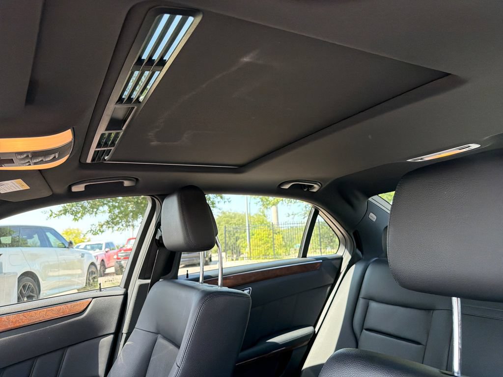 Used 2013 Mercedes-Benz E 350 4MATIC Sedan image 26