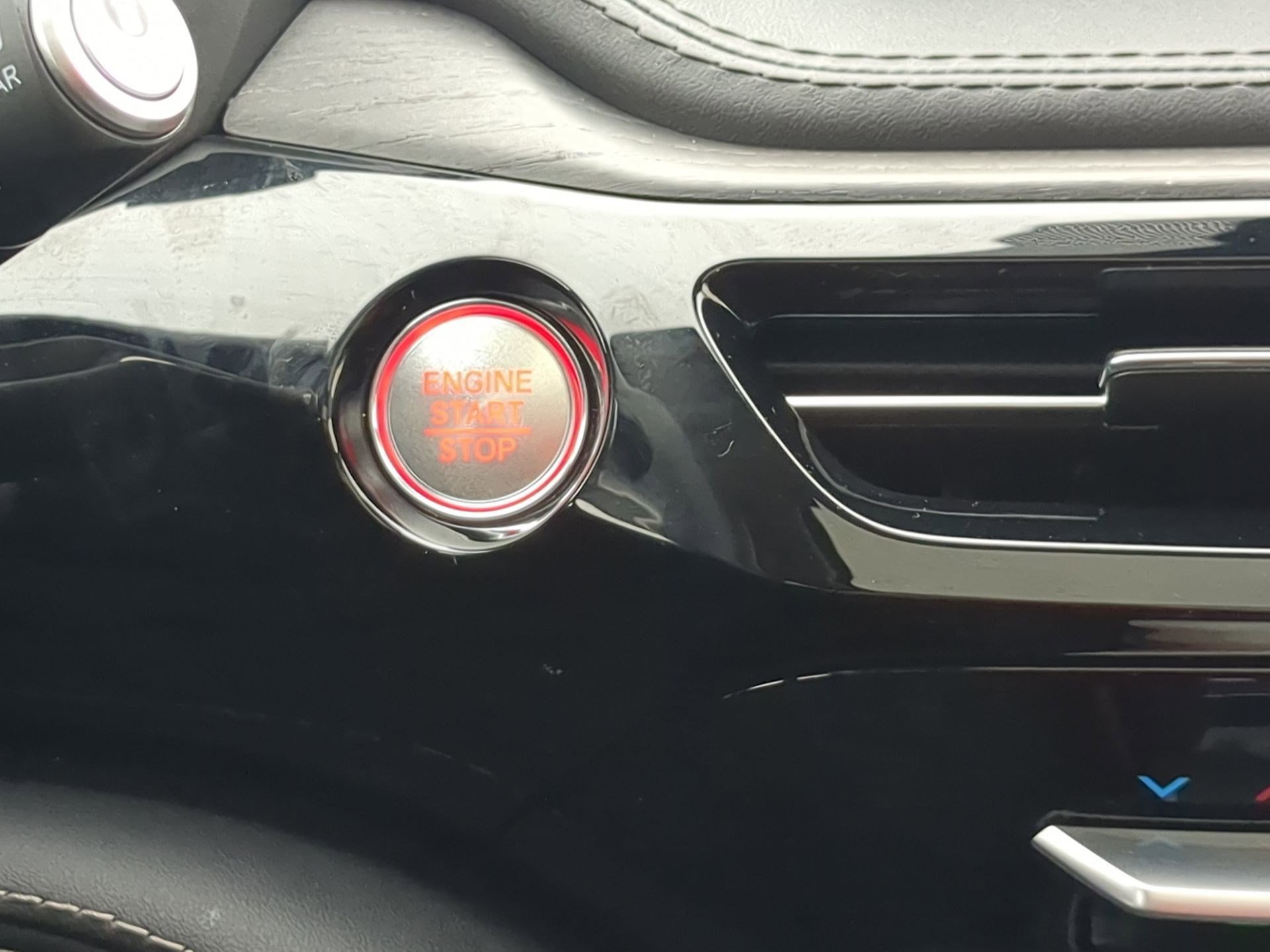 Used 2024 Acura MDX SH-AWD w/ Advance Package image 20