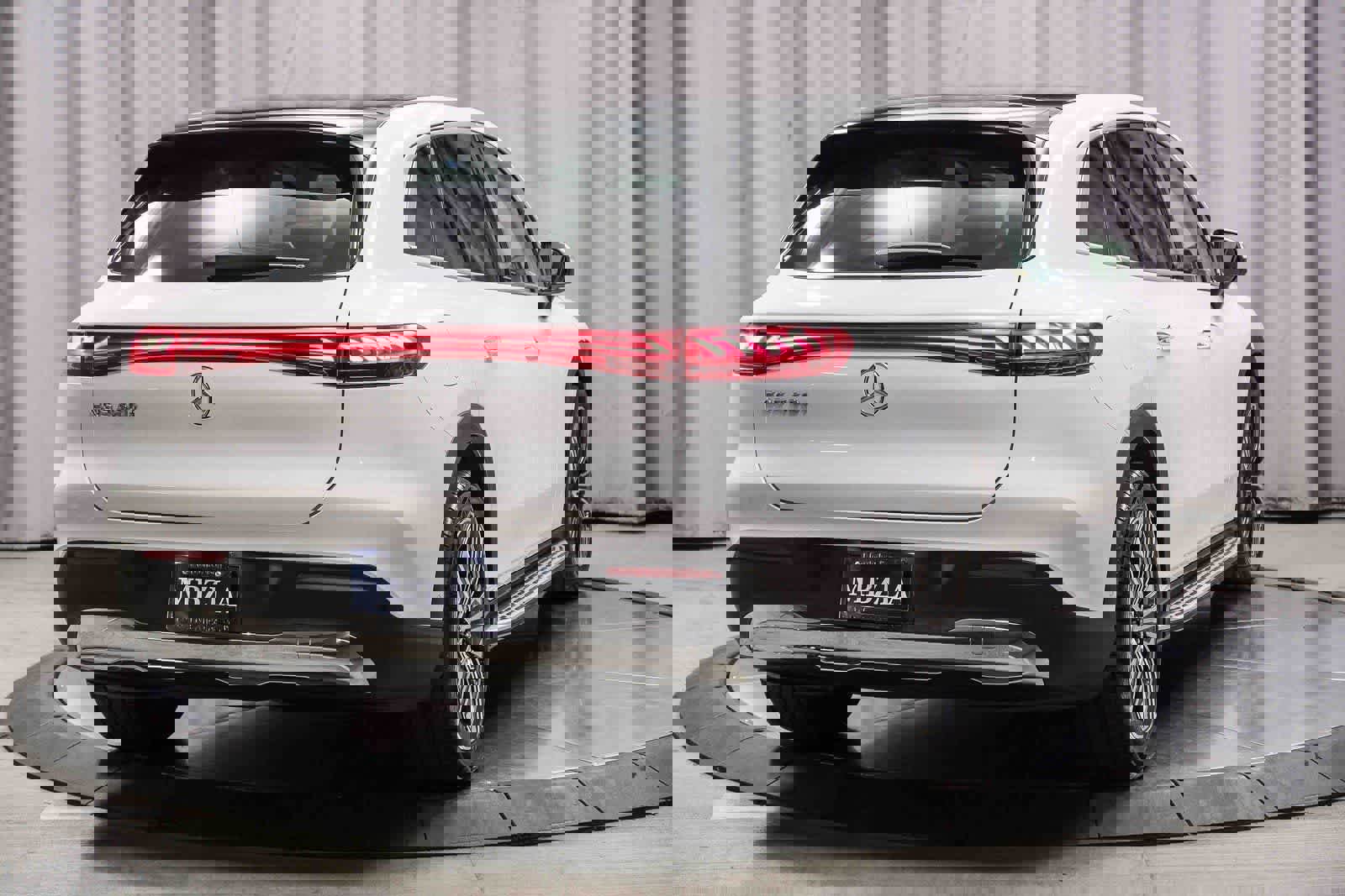 Certified 2023 Mercedes-Benz EQS 450+ SUV image 4