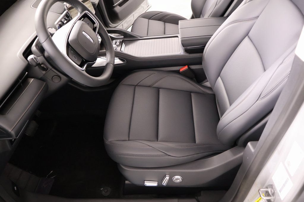 New 2026 Lincoln Nautilus Premier AWD/4WD image 11