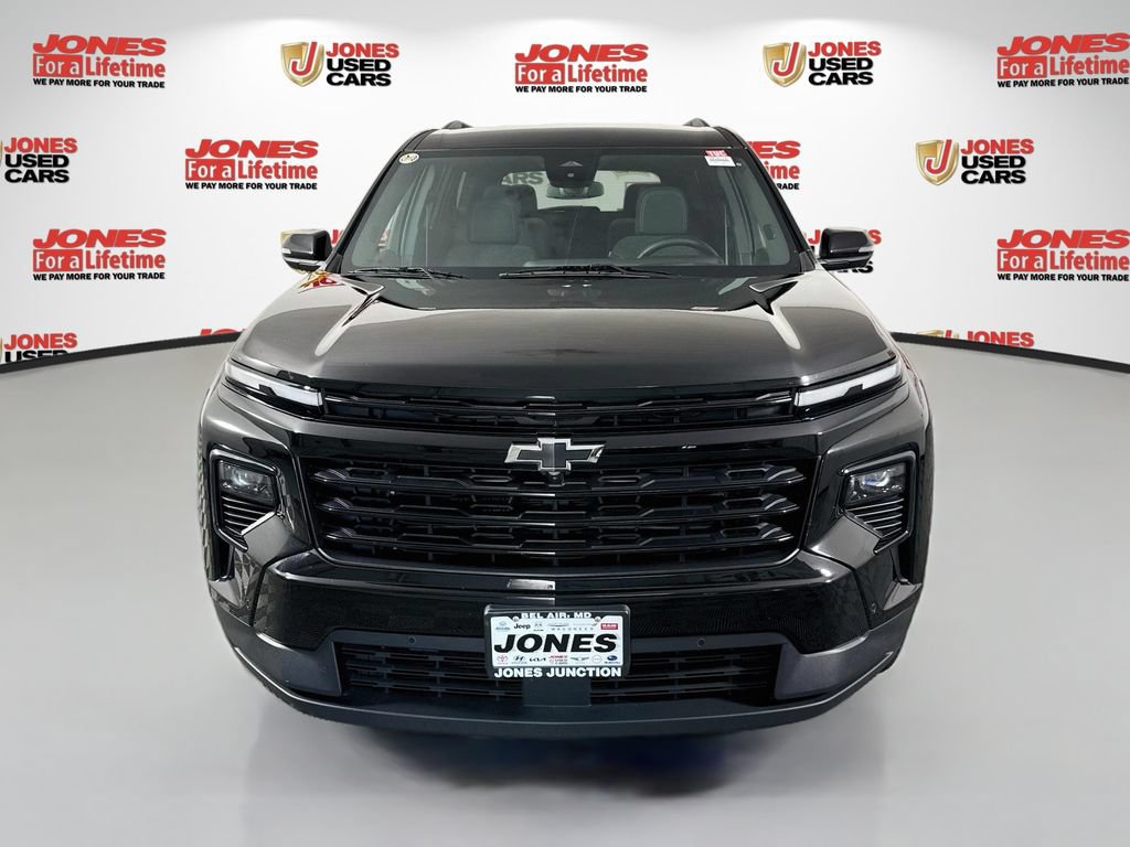 Used 2024 Chevrolet Traverse LT w/ Enhanced Driving Package AWD/4WD image 11