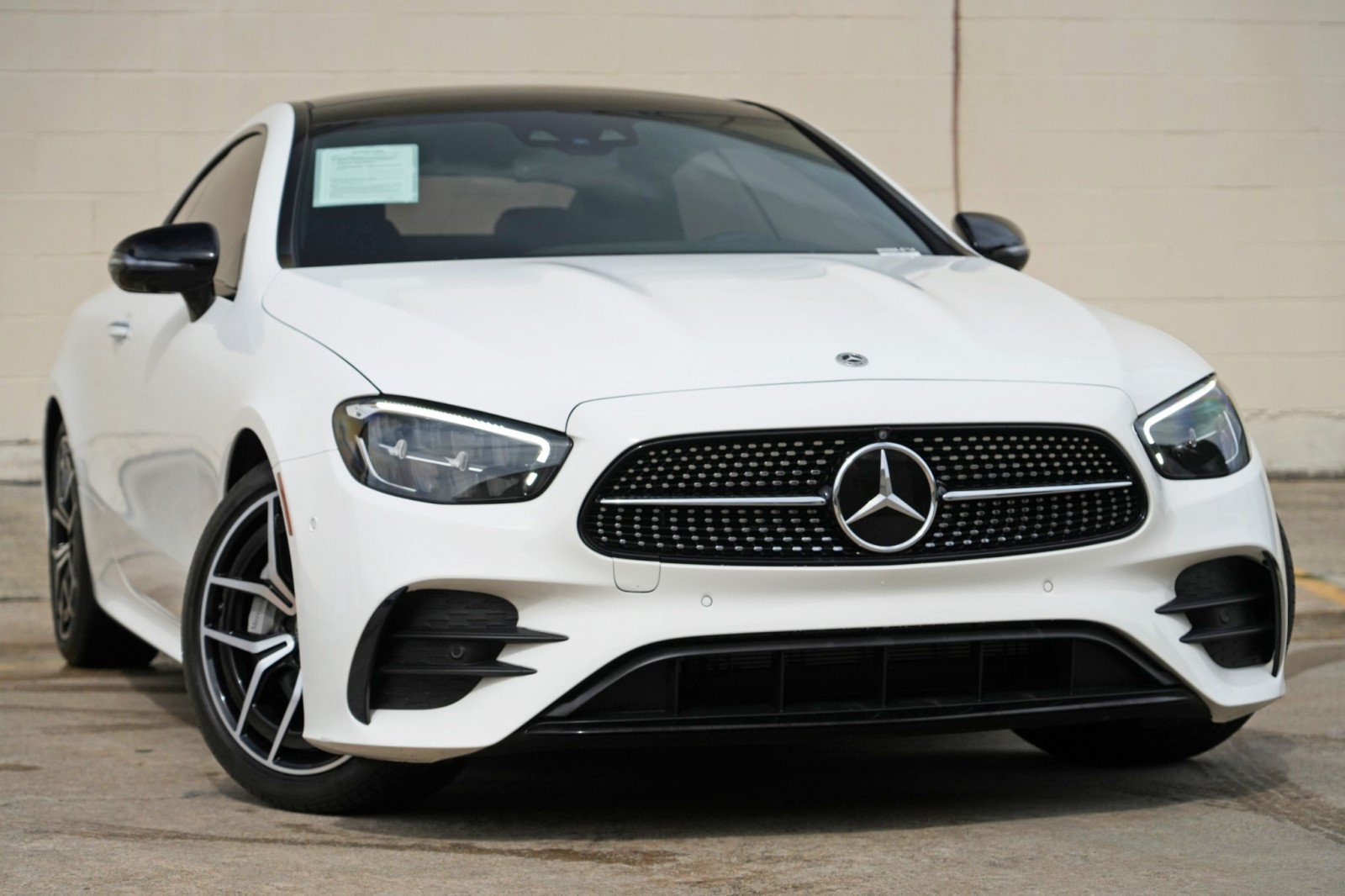 Used 2023 Mercedes-Benz E 450 Coupe w/ AMG Line image 4