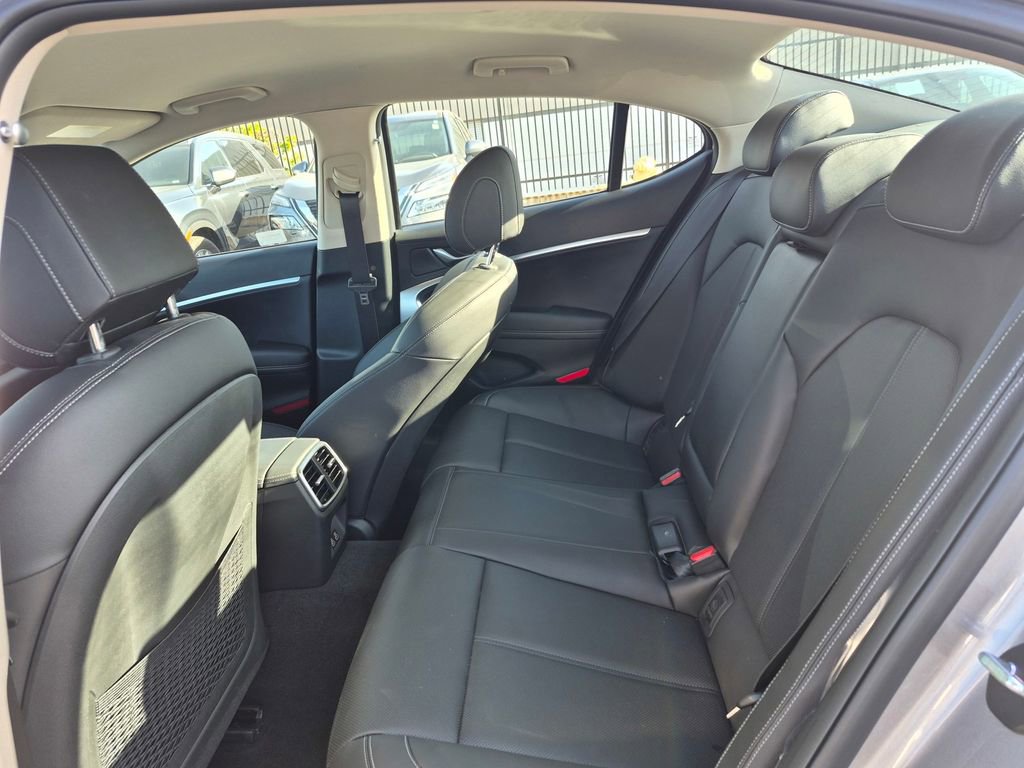 Used 2026 Genesis G70 2.5T image 20