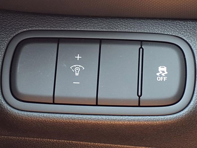 New 2025 Hyundai Venue SEL image 26