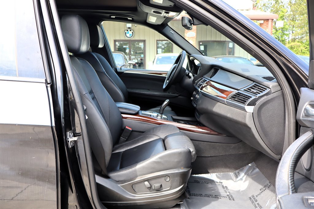 Used 2012 BMW X5 xDrive50i AWD/4WD image 16