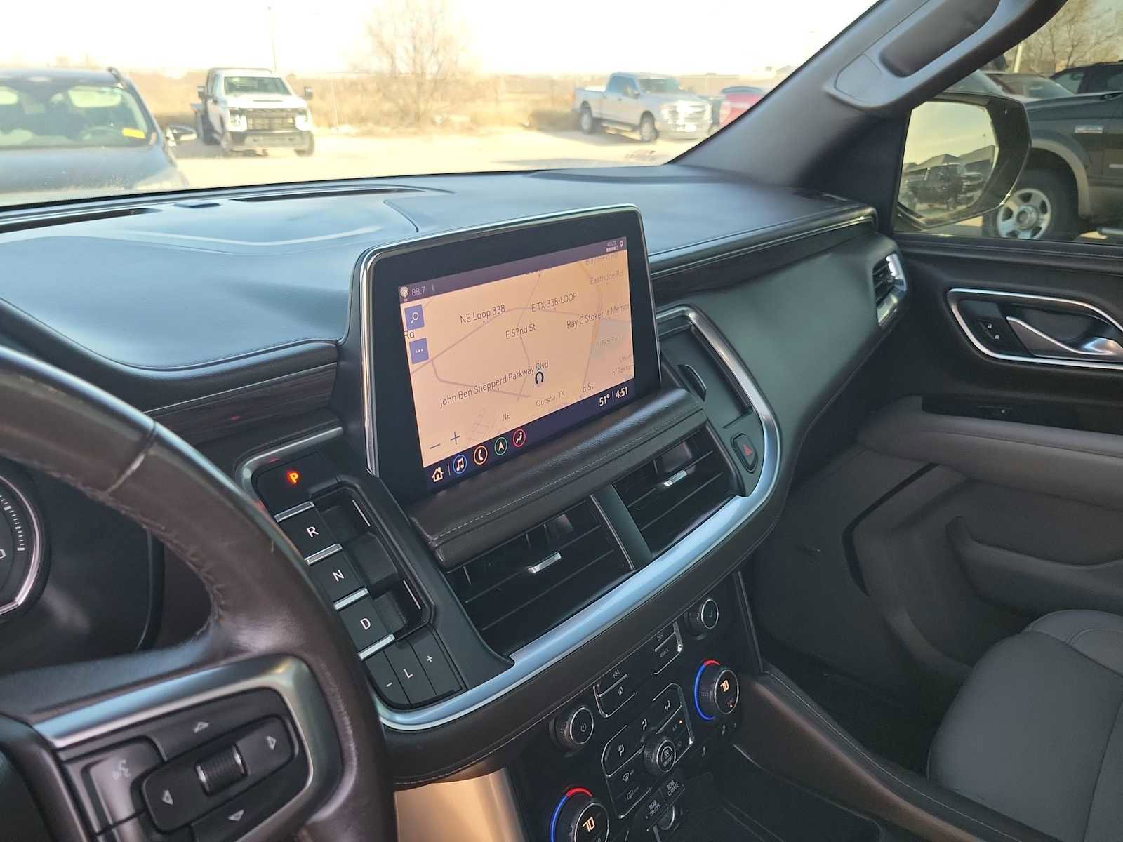 Used 2021 Chevrolet Tahoe Z71 w/ Rear Media and Nav Package image 28