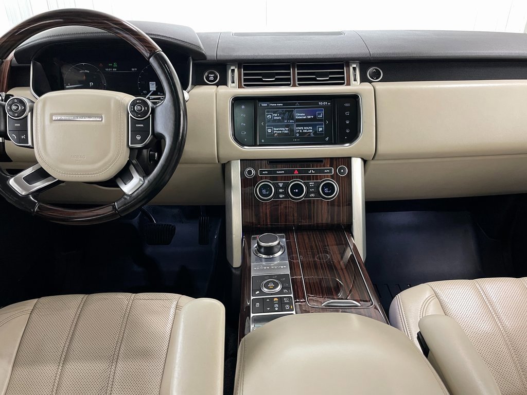 Used 2016 Land Rover Range Rover HSE image 2