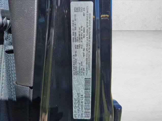 Used 2025 Jeep Wrangler Willys image 29