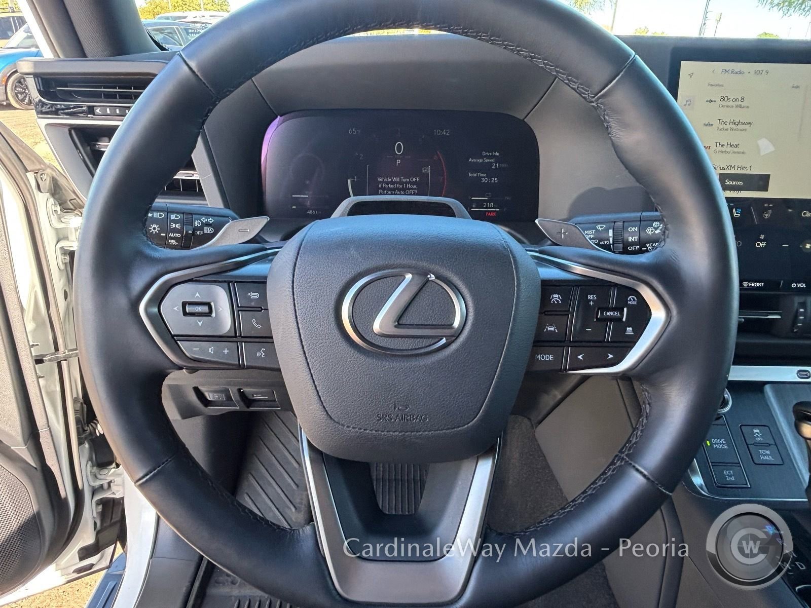 Used 2025 Lexus GX 550 w/ Accessory Package (31) image 14