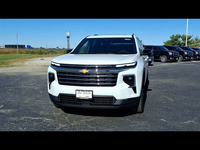 New 2026 Chevrolet Traverse LT w/ Sun and Wheel Package image 3