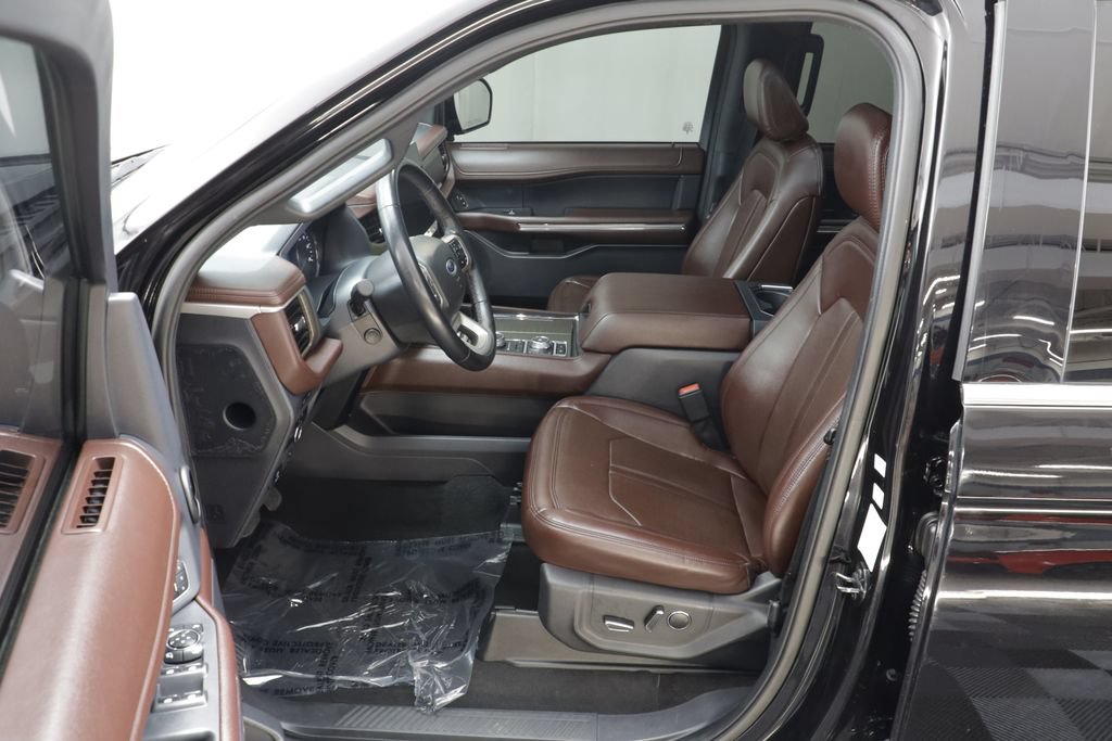 Used 2023 Ford Expedition Max Limited AWD/4WD image 6