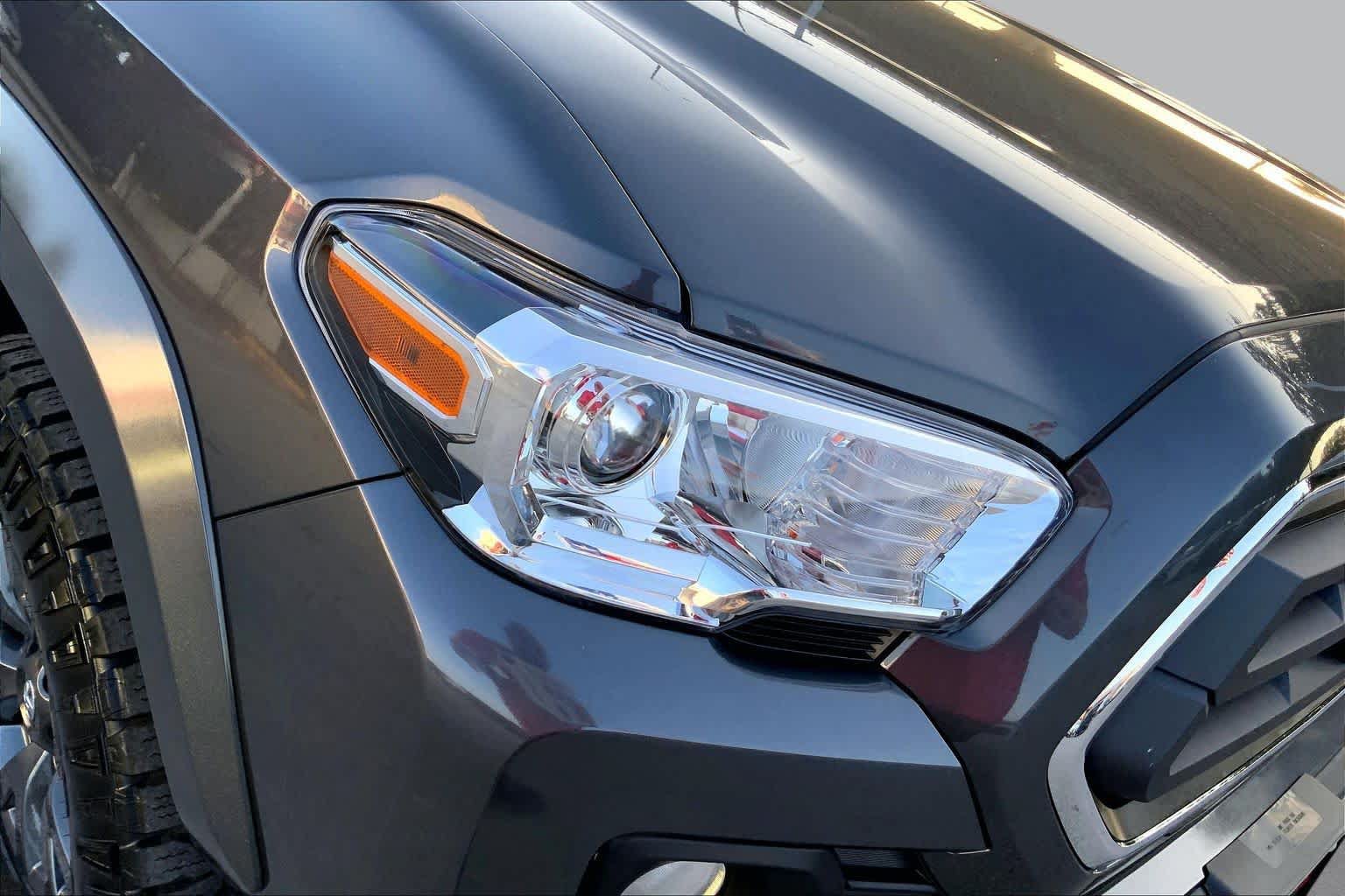 Used 2023 Toyota Tacoma SR5 RWD image 26