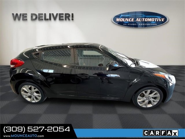Used 2017 Hyundai Veloster image 4