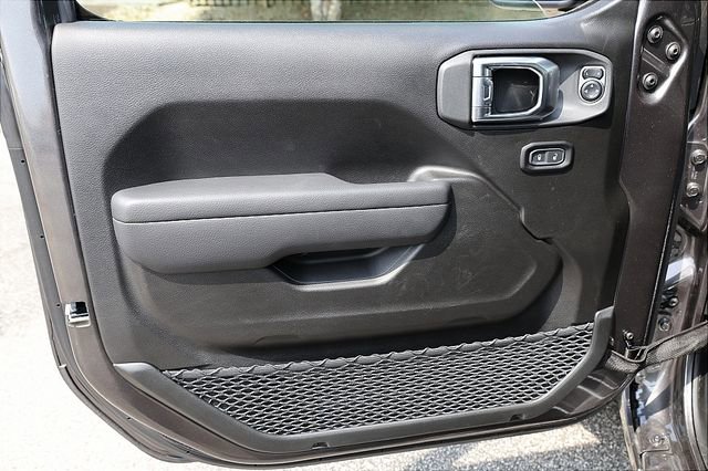 New 2025 Jeep Gladiator Sport image 13