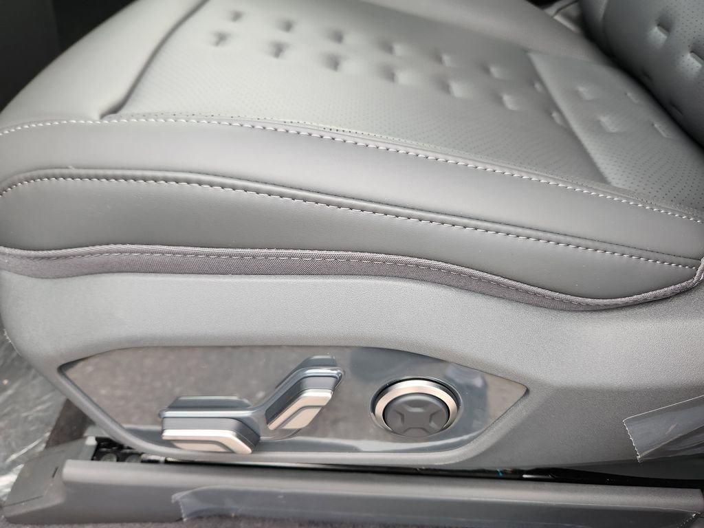 New 2026 Kia EV9 Wind image 9