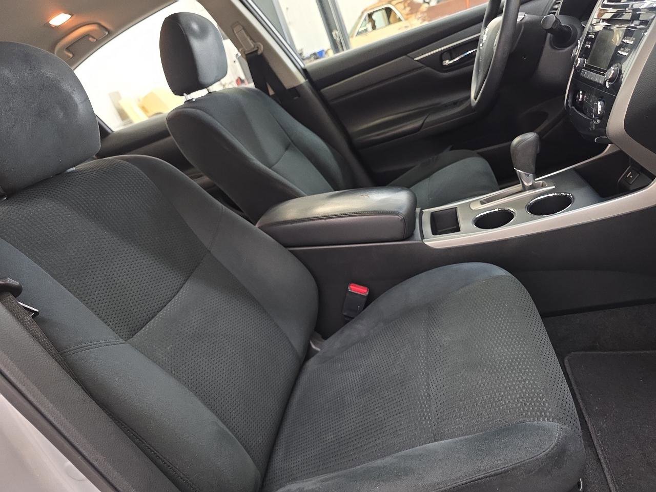 Used 2015 Nissan Altima 2.5 S w/ Power Driver Seat Package FWD image 40