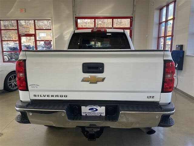 Used 2015 Chevrolet Silverado 2500 LTZ AWD/4WD image 5