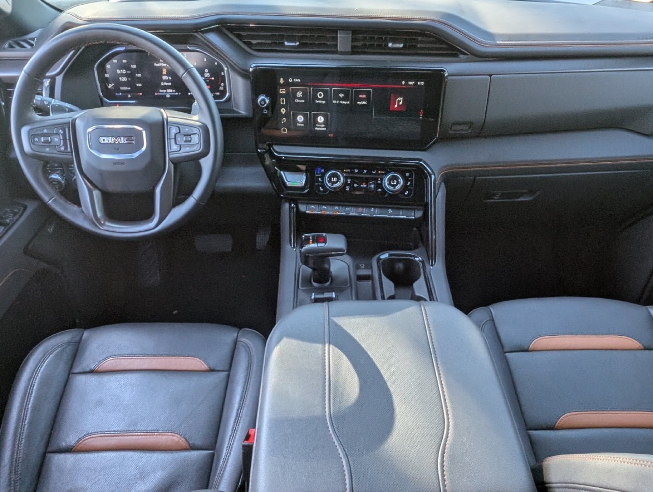 Used 2026 GMC Sierra 1500 AT4 w/ AT4 Premium Package AWD/4WD image 9