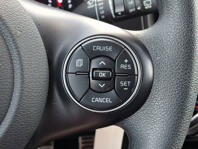 Certified 2022 Kia Soul LX w/ Technology Package FWD image 21