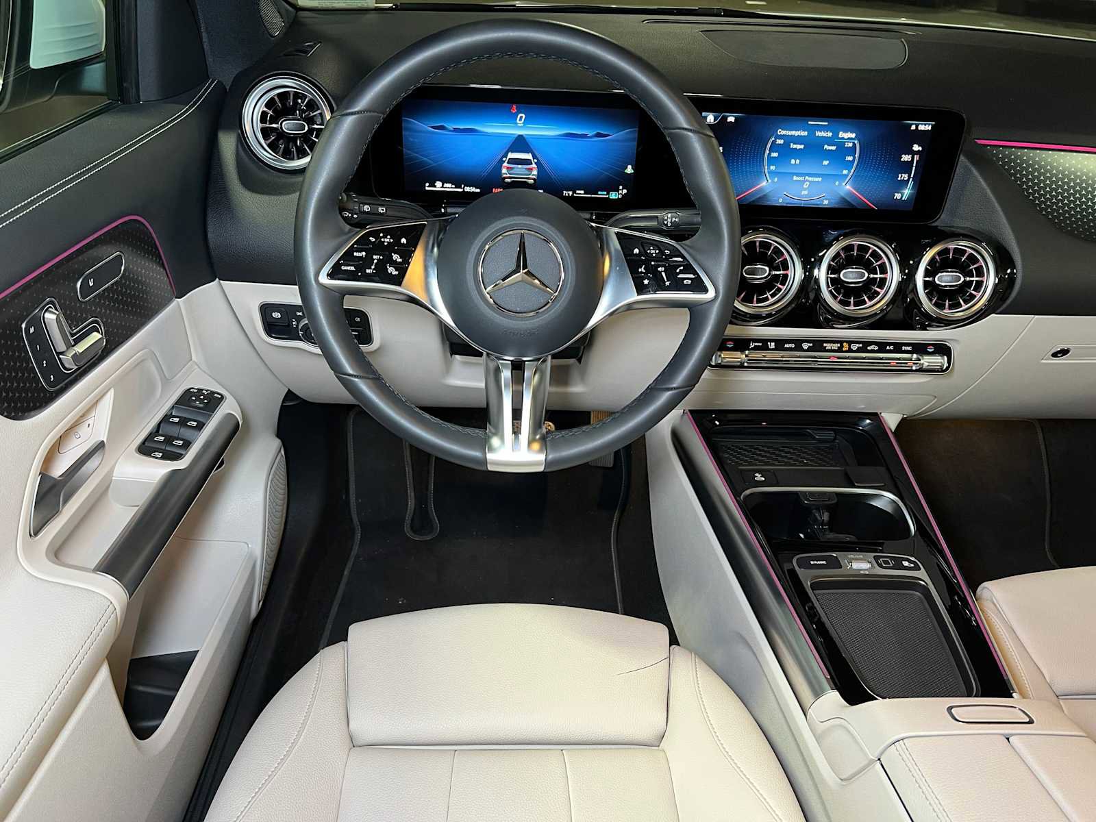 Certified 2025 Mercedes-Benz GLA 250 4MATIC image 36