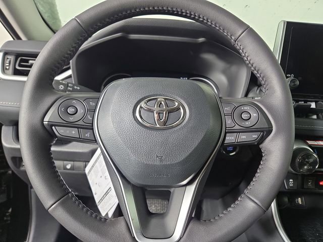 New 2025 Toyota RAV4 XLE image 23