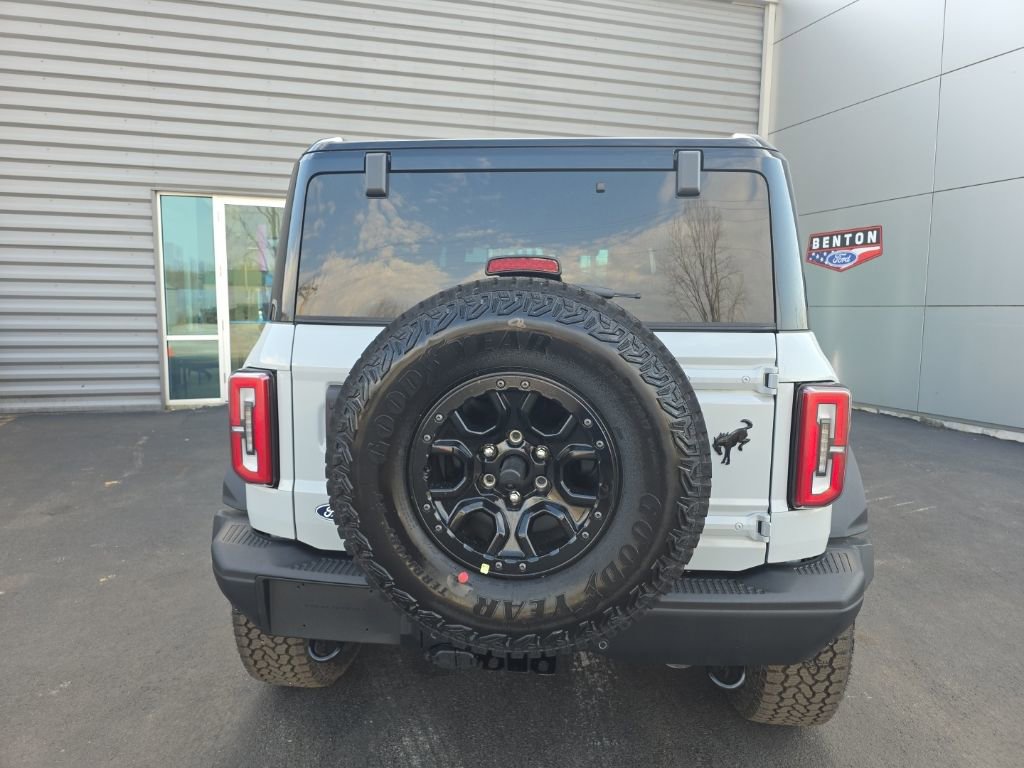 New 2026 Ford Bronco Badlands image 8