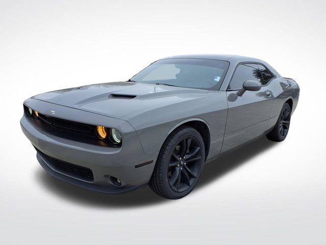 Used 2018 Dodge Challenger SXT w/ Blacktop Package image 12