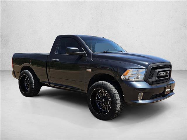 Used 2018 RAM 1500 Express RWD image 3