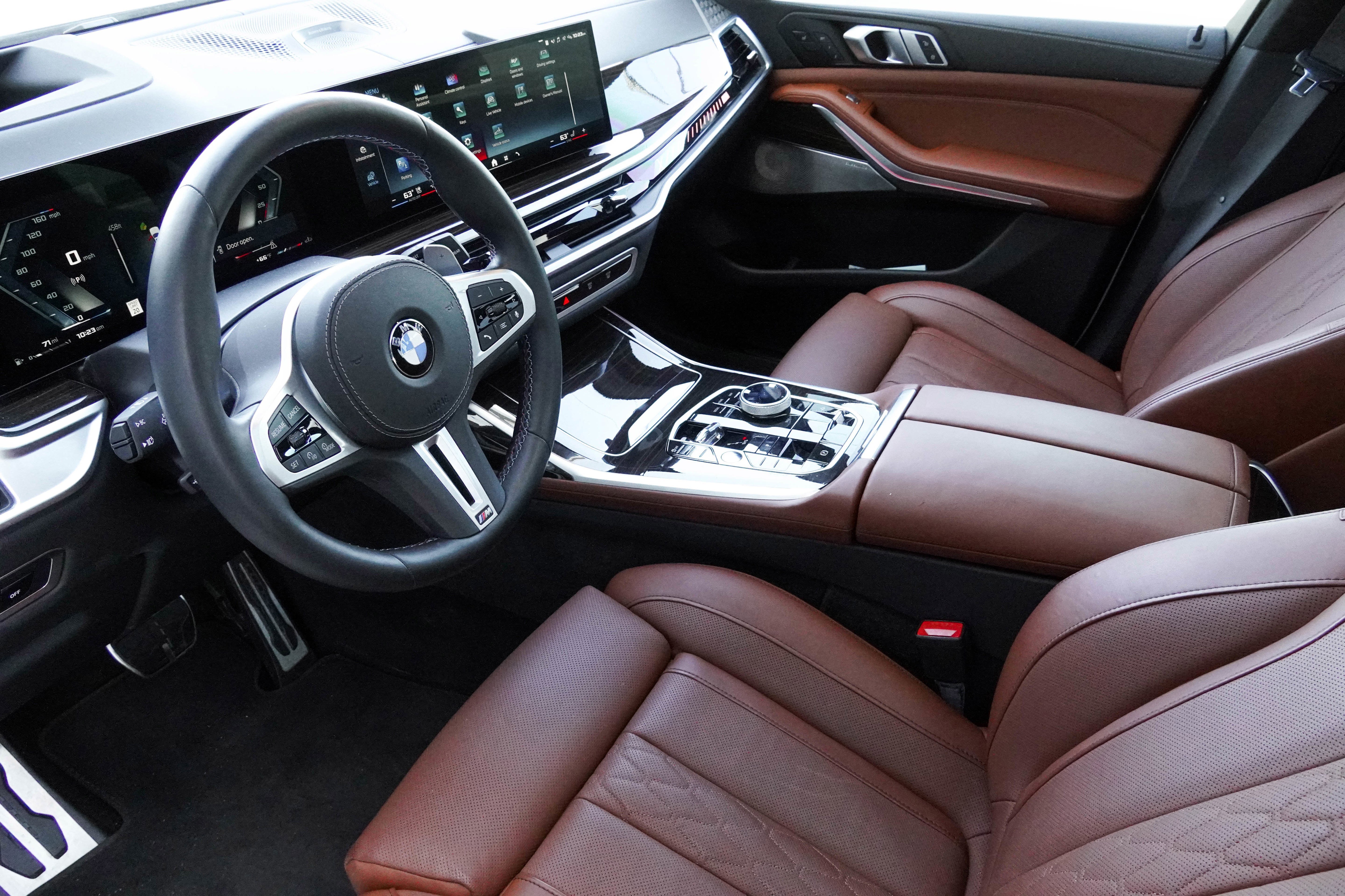 Certified 2024 BMW X7 M60i w/ Executive Package image 10