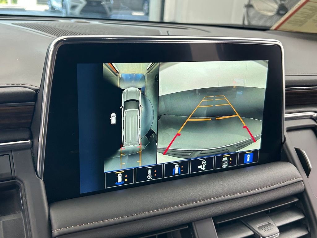 Used 2023 Chevrolet Tahoe High Country image 16