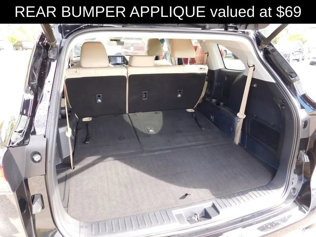 Used 2020 Toyota Highlander XLE image 8